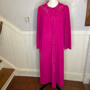 Vintage Shadowline nightgown Long Sleeve Button-Down Robe